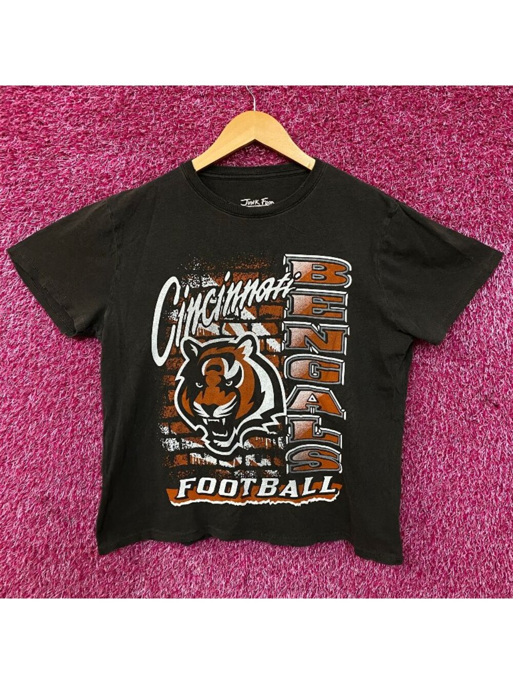 Junk Food Clothing Women's Cincinnati Bengals Brick Retro Tee Medium